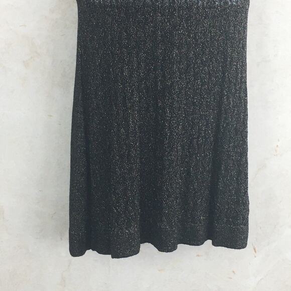 Kensie Lite-Knit Black and Gold Form Fitting Belted Midi-Dress Size Medim - Picture 4 of 10